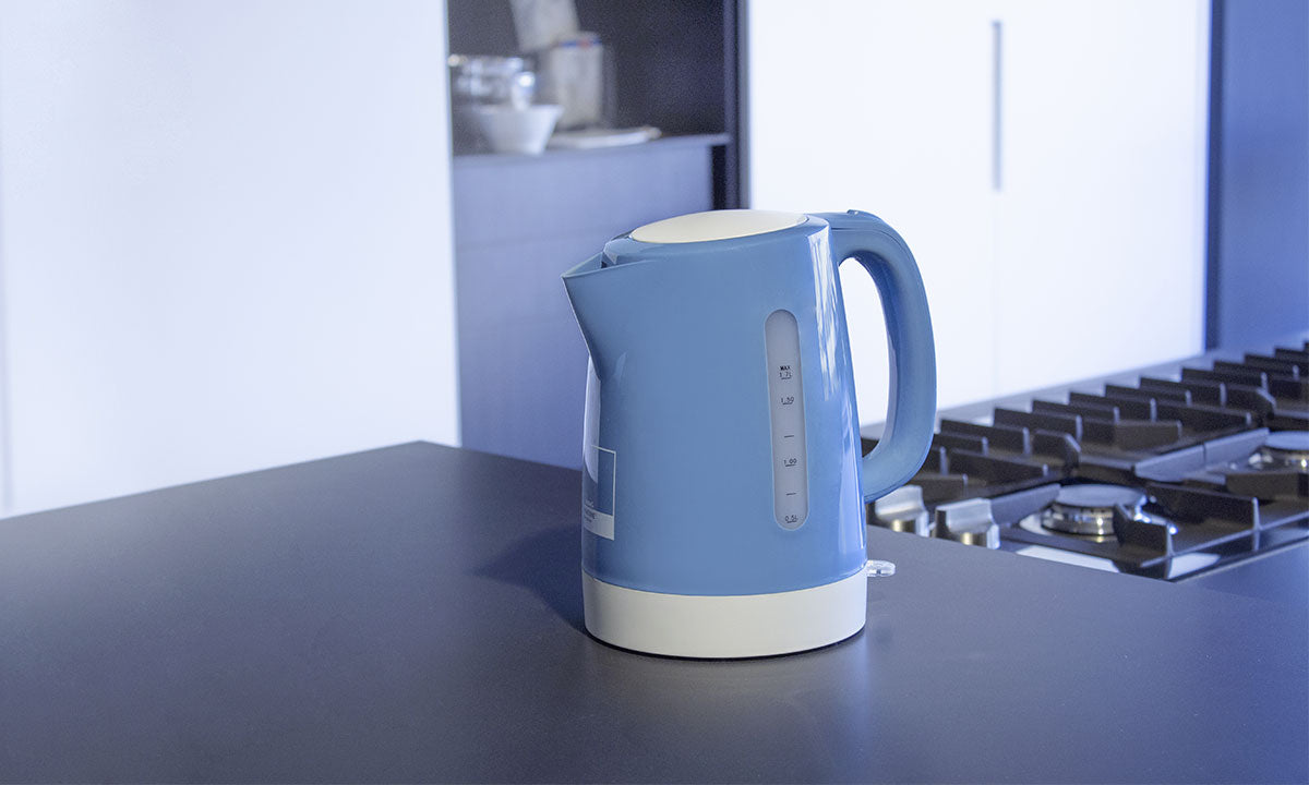 PANTONE Deep Ocean Wasserkocher 1,7 L