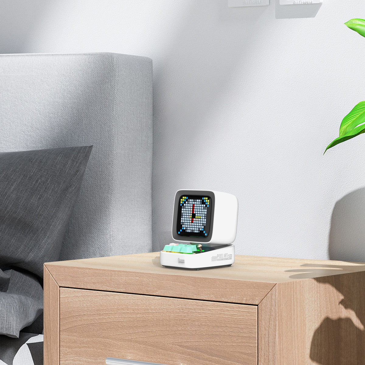DIVOOM Ditoo Pro Bluetooth speaker white