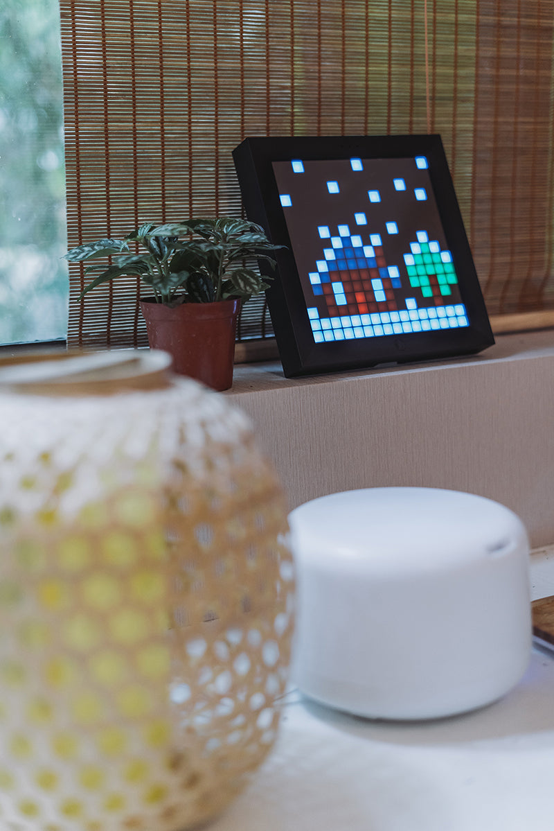DIVOOM Pixoo picture frame adjustable pixels