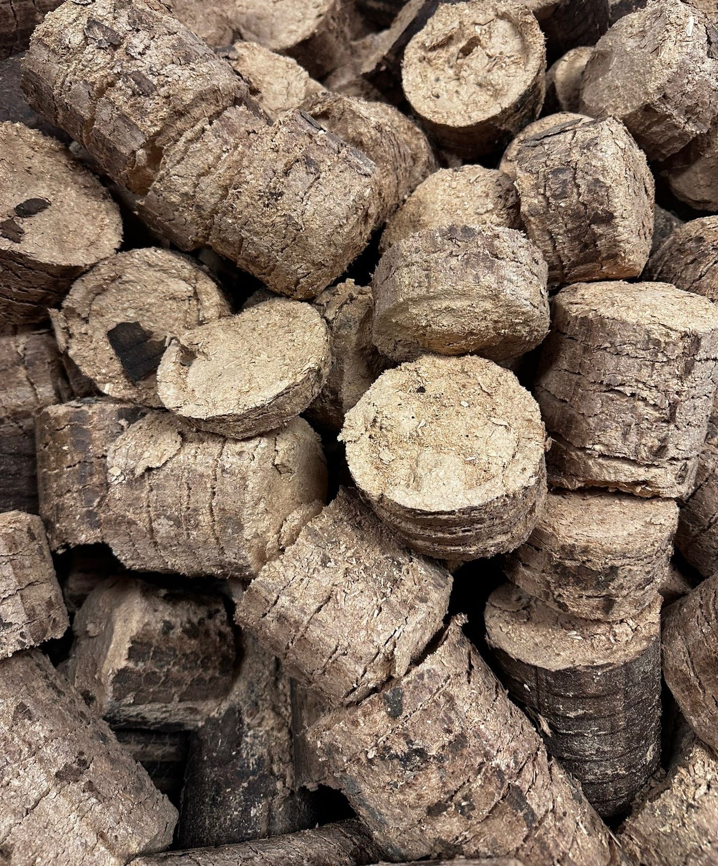 BRENNSTAEBE Bruchstücke Buche 20kg Test Set